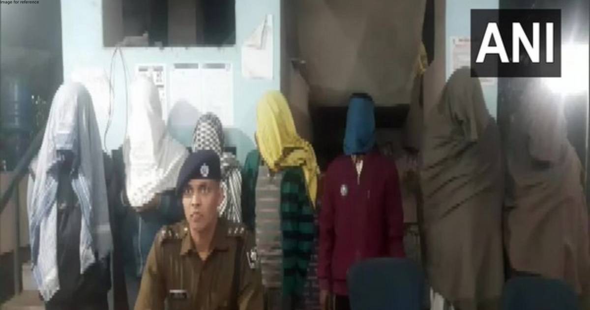 Bihar: 2 constables, 5 inmates arrested for having liquor party inside lock-up